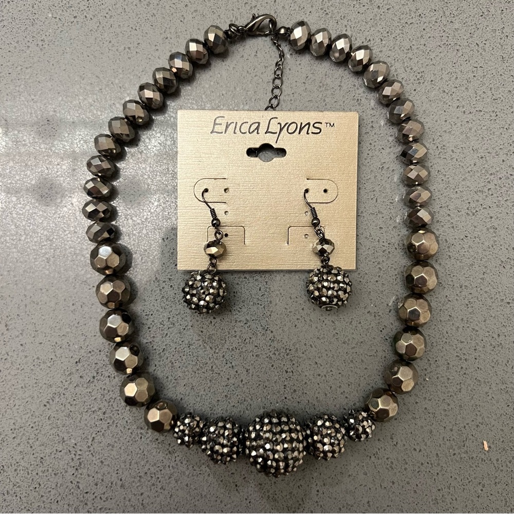 Erica Lyons Dark Grey/ Black Jewelry Set